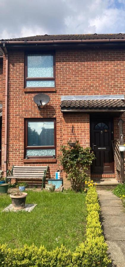 London 1 Bed Cosy House Διαμέρισμα Norwood Εξωτερικό φωτογραφία